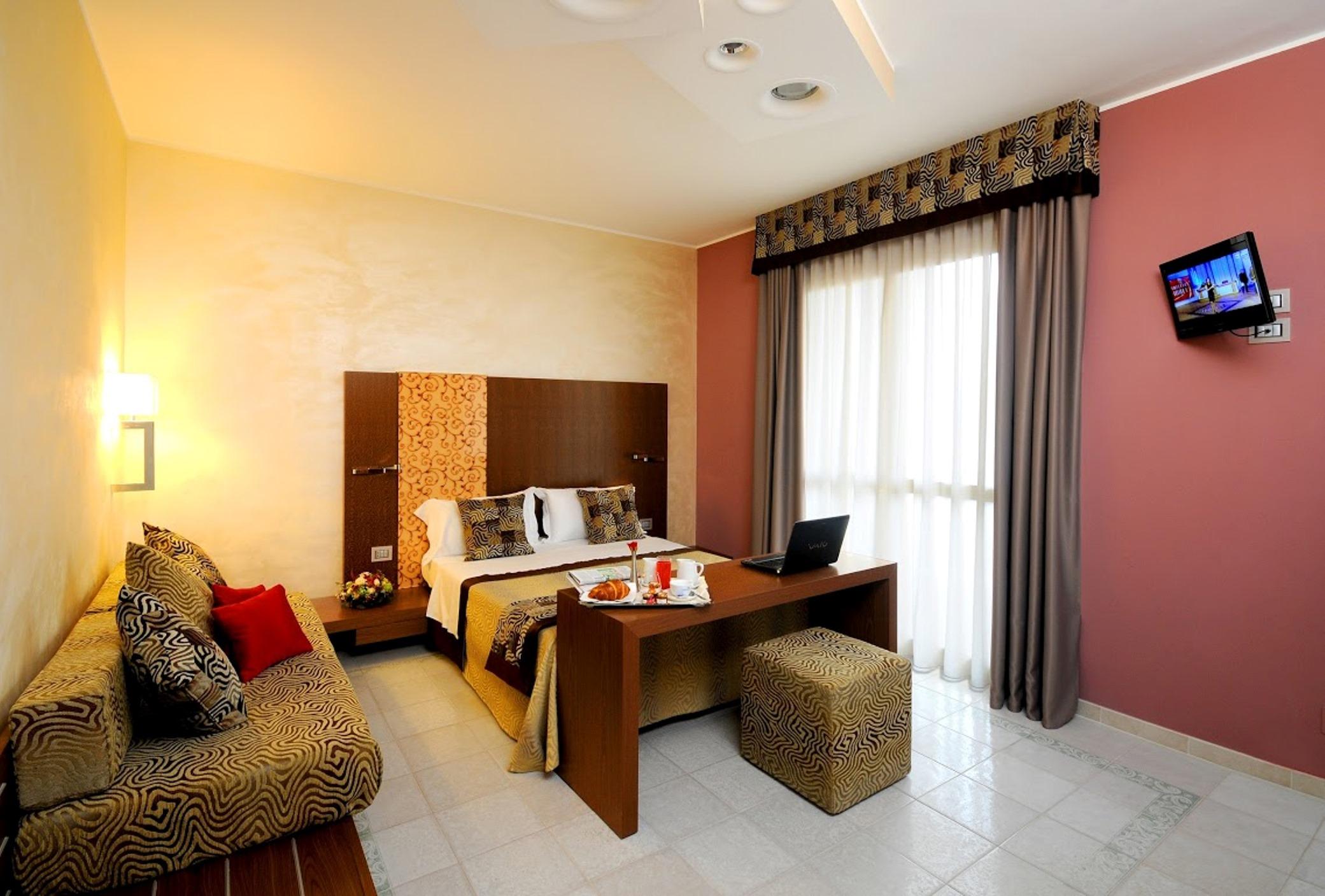 Serena Majestic Hotel Residence Montesilvano Marina Exterior foto
