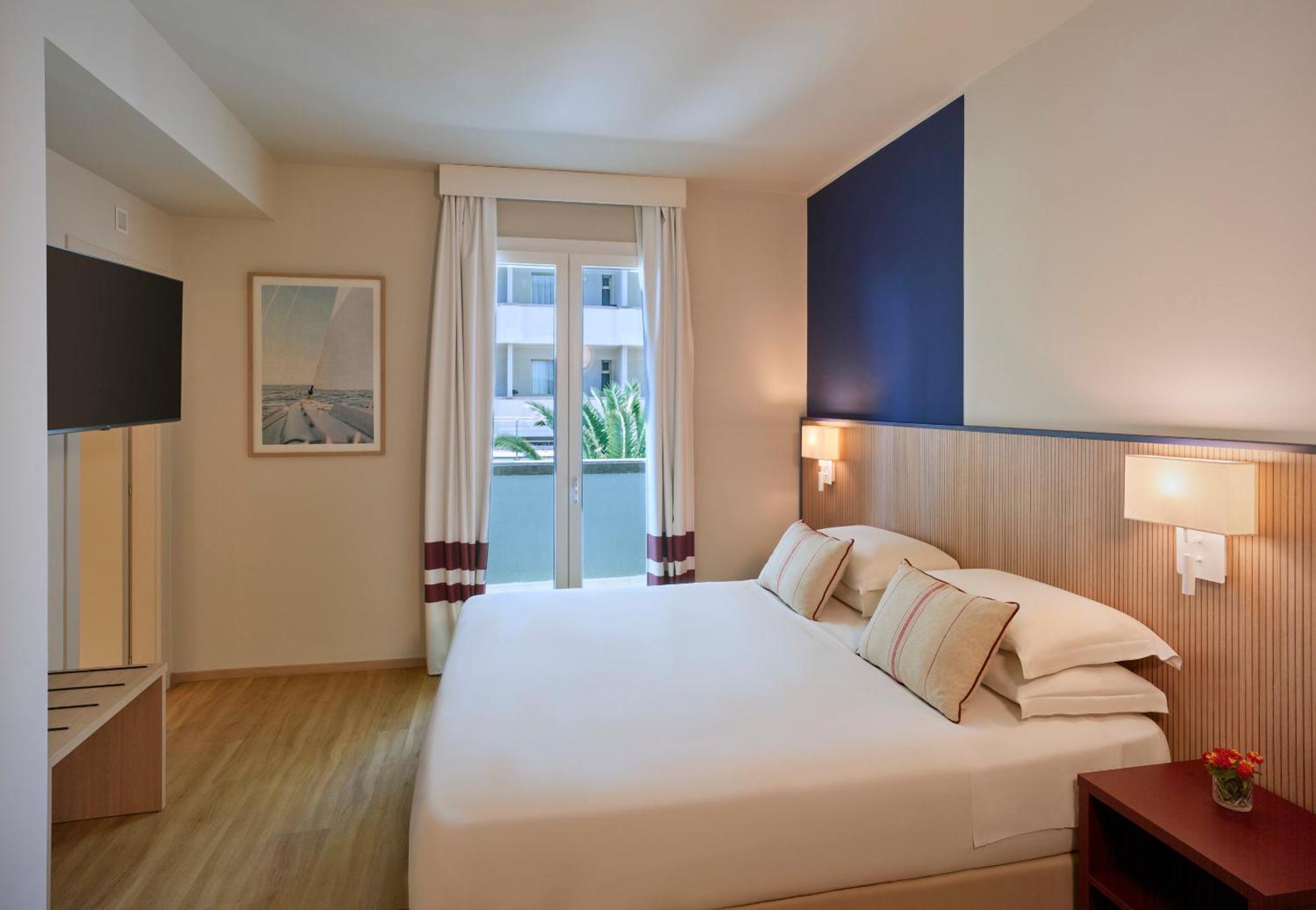 Serena Majestic Hotel Residence Montesilvano Marina Habitación foto