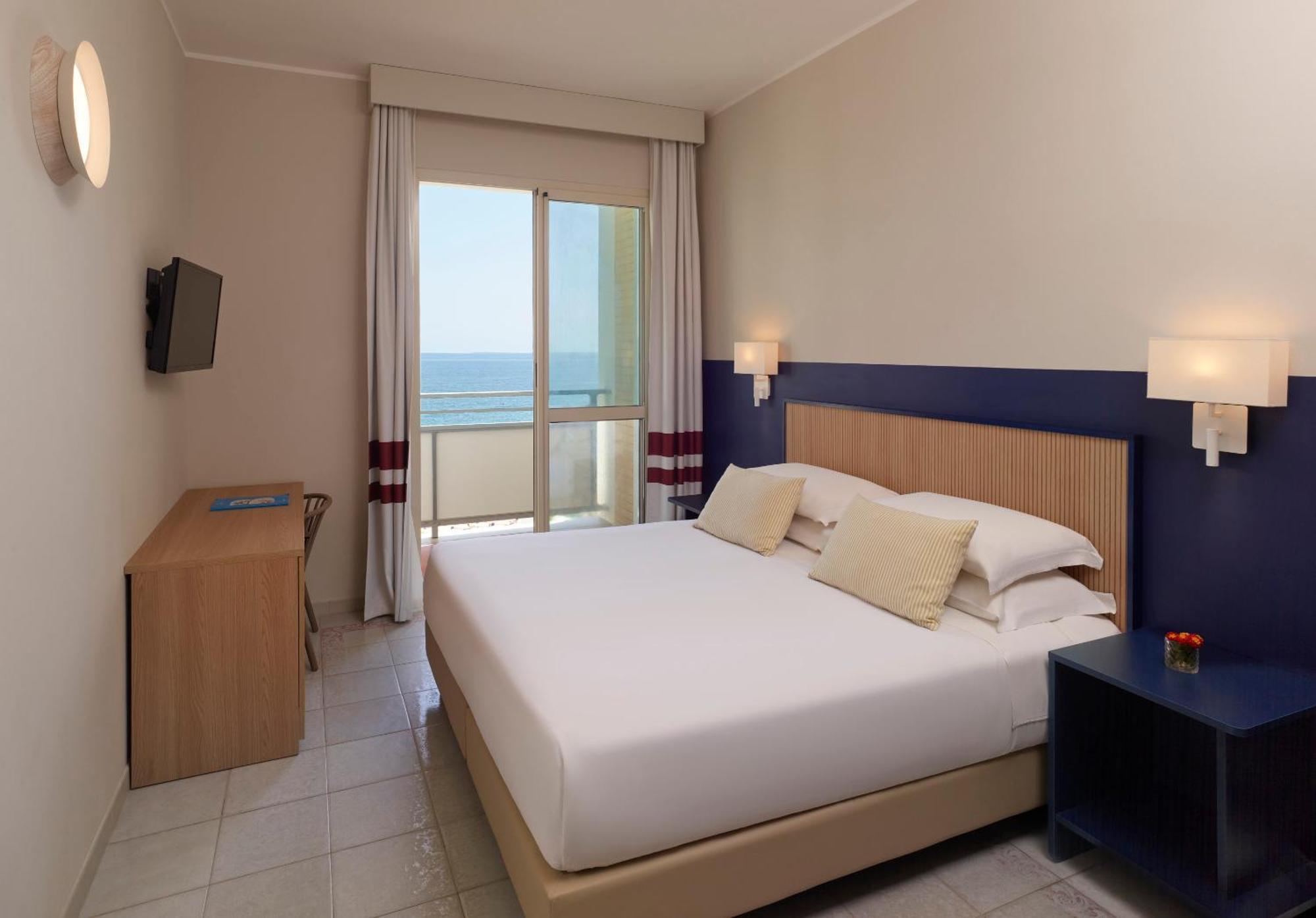 Serena Majestic Hotel Residence Montesilvano Marina Habitación foto