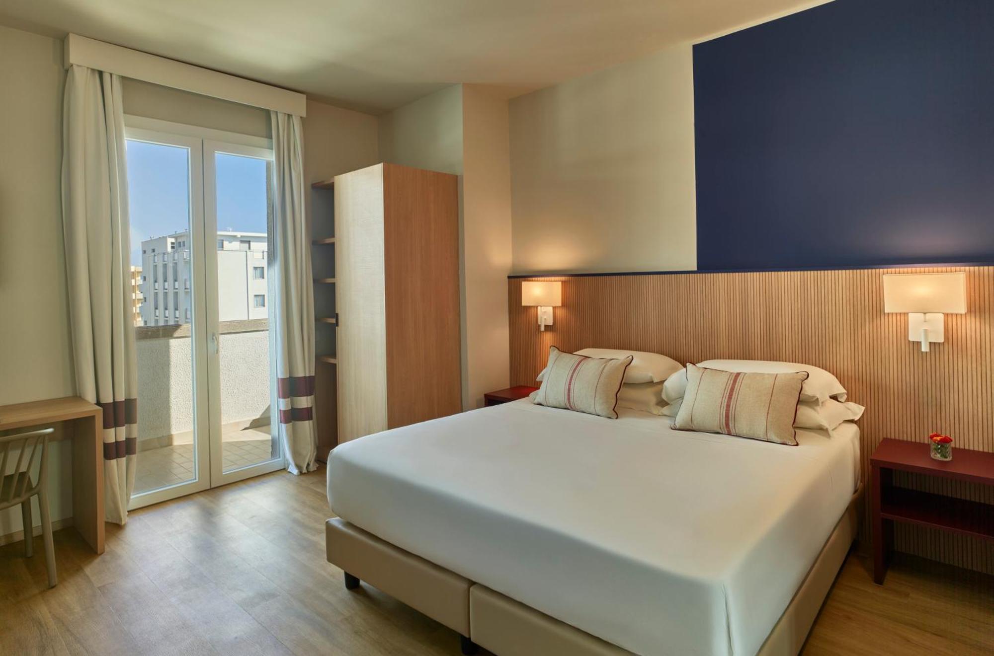 Serena Majestic Hotel Residence Montesilvano Marina Habitación foto